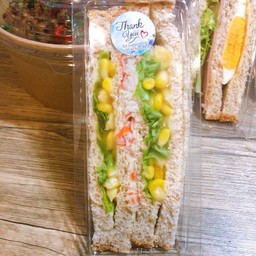 แซนด์วิชสลัดข้าวโพด+ปูอัด