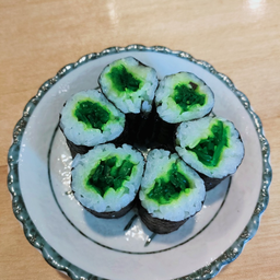 ยำสาหร่ายมากิ