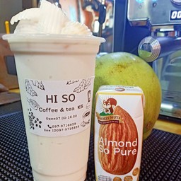 อัลมอนด์ นมมะพร้าวปั่น