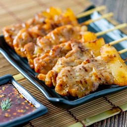 หมูปิ้งโบราณย่ามอมแมม