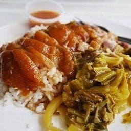 ข้าวราดขาหมูหนังล้วน