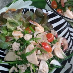 ยำผักกูด