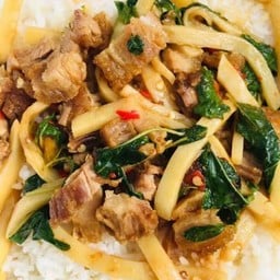 ครัวกลางซอย