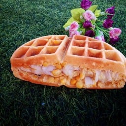 F&P วาฟเฟิลไส้ทะลัก  ตลาดสะพาน4