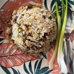 ข้าวผัดเนื้อสับ