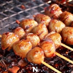 ลูกชิ้นหมูปิ้ง