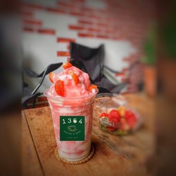 สตอเบอรี่โยเกิร์ต