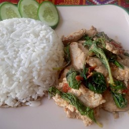 ข้าวกระเพราหมูหมัก