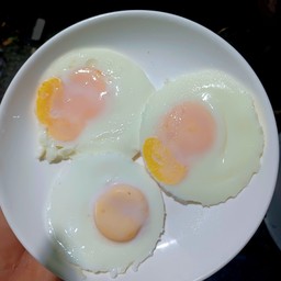 ไข่ดาวไร้น้ำมัน