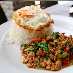 ข้าวกระเพราหมู