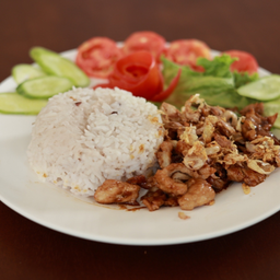 ข้าวหมูกระเทียม