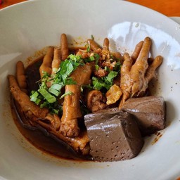 ขาไก่ตุ๋น