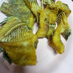 ปลาสลิดทอด