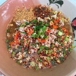 ก๋วยเตี๋ยวต้มยำมะนาวหมูสับ