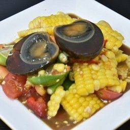 ตำข้าวโพดไข่เยี่ยวม้า(ปลาร้า)