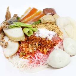 ก๋วยเตี๋ยวเย็นตาโฟต้มยำ