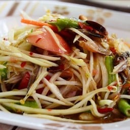 ร้านป้าปุ๊กส้มตำไก่ย่าง ข้างเซเว่นแรกตรงข้ามพลัมคอนโด