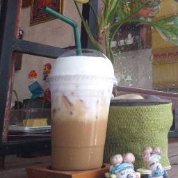 กินแฟแม่ชะน้อย หัวรถไฟ