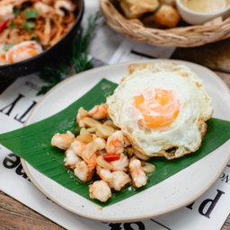 ข้าวกุ้งผัดพริกขี้หนู