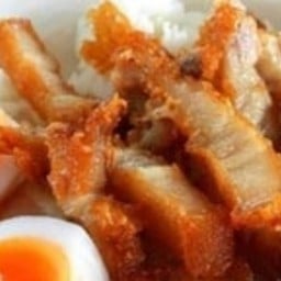 ข้าวหมูทอดอร่อยมาก ถนนจันทน์