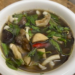 แกงเห็ดรวม