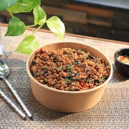 กะเพราหอมพริกแห้งโบราณ คลองขุด