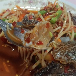 ส้มตำปูม้า
