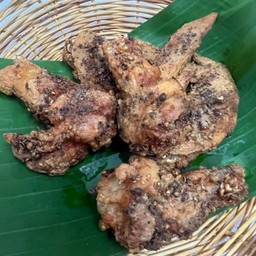 ปีกไก่ทอดมะแขว่น