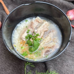 ข้าวต้มกระดูกอ่อน