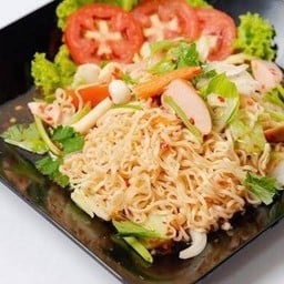 ไก่เขย่า&ยำรสแซ่บ