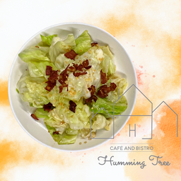 กะหล่ำปลีผัดน้ำปลาใส่เบคอน