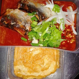 ุข้าวยำปลากะป๋อง ไข่เจียว