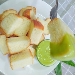 จันทร์หลังบ้าน