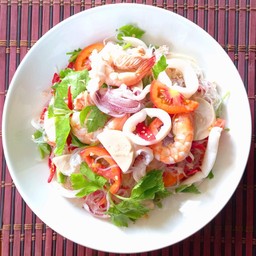 ยำวุ้นเส้นรวมมิตร