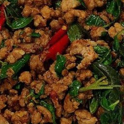 กะเพราหมูสับกะเพรากรอบราดข้าว