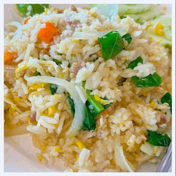 ข้าวผัดรวมมิตร