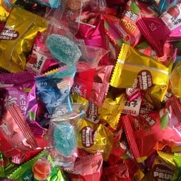 ก๋วยเตี๋ยวเรืออยุธยา (เจ๊นัน) ซอยร.ร.แกลง