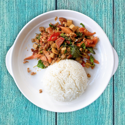 ข้าวราดกะเพราหมู 3 ตัว