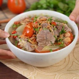 ซุปเนื้อน่องลายมันฝรั่ง