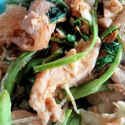 สุกี้แห้งหมู