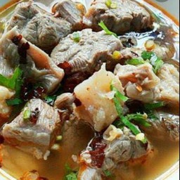 ต้มแซ่บเนื้อ