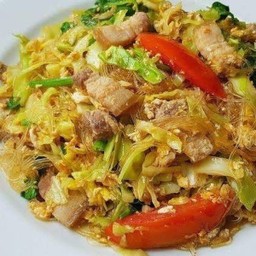 ผัดวุ้นเส้น