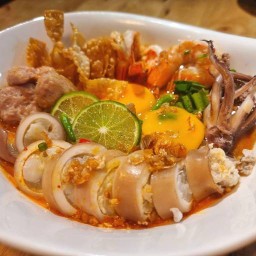 ซี้ดโซ้ยกะเตี๋ยวต้มยำ