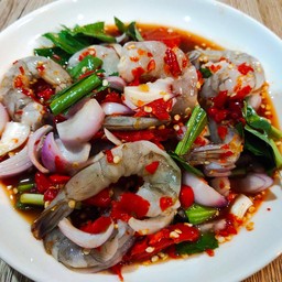 ยำกุ้งสดจี๋