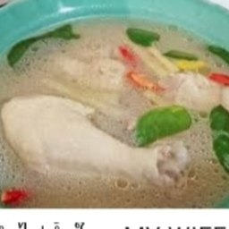 ต้มยำน่องไก่