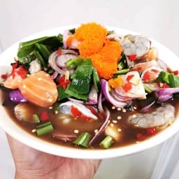ยำรวย คิทเช่น (อาหารตามสั่ง กะเพรา ตำ ยำแซ่บ )