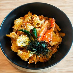 มาม่าเกาหลีผัดแห้ง Stir-fried Korean spicy noodle