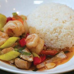 ผัดพริกสดราดข้าว(เมนูนี้ลูกค้าต้องระบุเนื้อสัตว์ด้วยนะคะ)