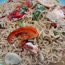 ยำม่าม่ารวมมิตร(กับข้าว)