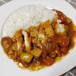 ข้าวแกงกะหรี่ญี่ปุ่น(ไก่ทอด)